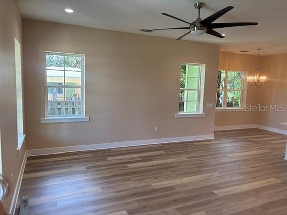 5th image of 1137 DOROTHY STREET