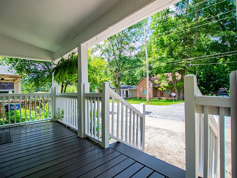 1818 Taylor Ave — Photo 8