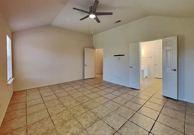 15748 Appaloosa Dr — Photo 8