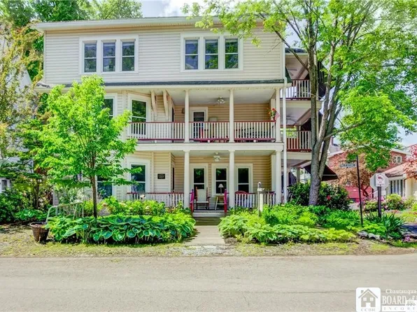 33 Waugh Ave #4, Chautauqua, NY 14722