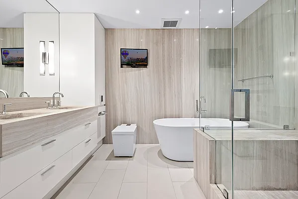 Sold by Compass | media 7