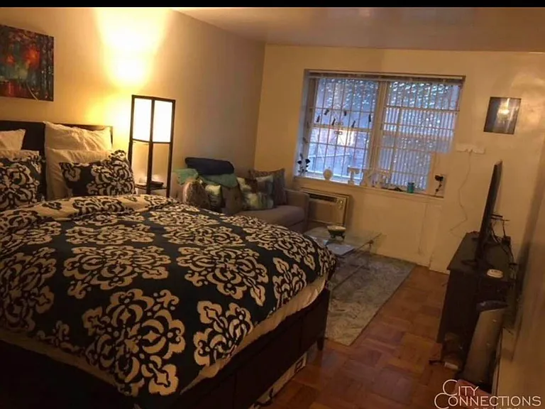 340 E 85th St #1B — Photo 1