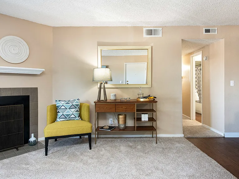 Cambrian Apartments — Photo 6