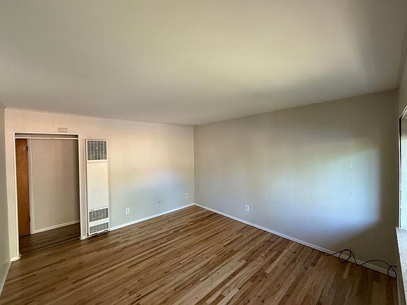 5th image of 1855 Goss St APT 8