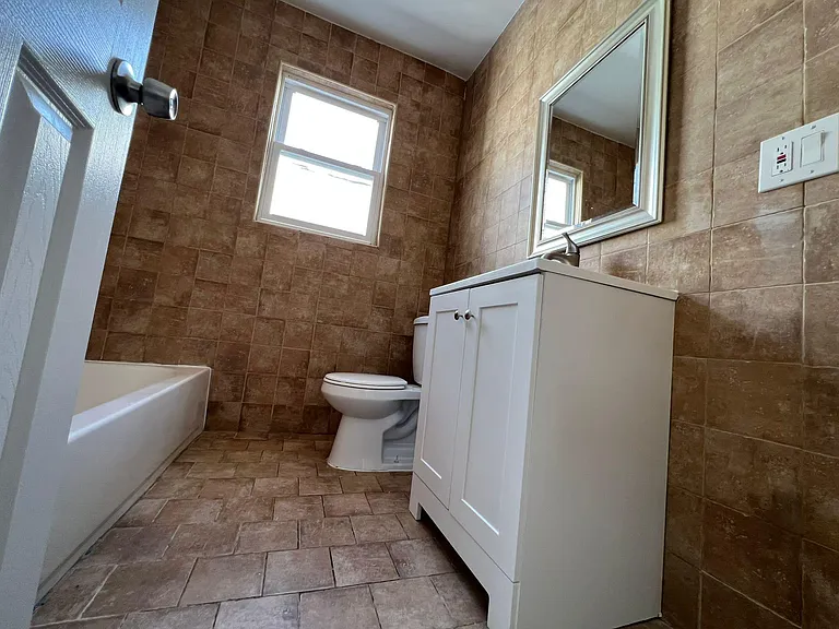 141 Goodwin Ave #2 — Photo 10
