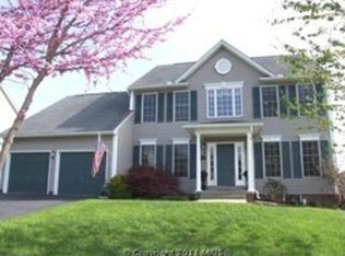 2222 W Greenleaf Dr, Frederick, MD 21702