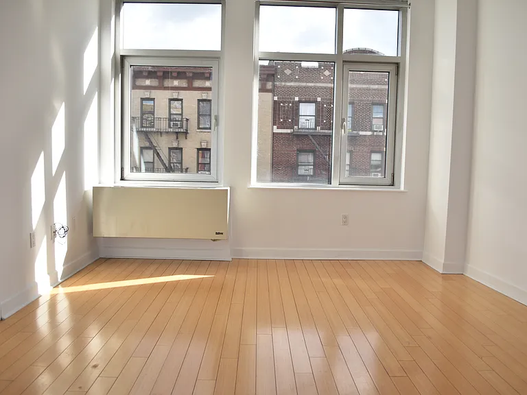 350 Wadsworth Ave #6A — Photo 2