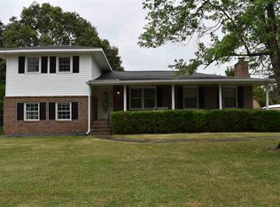 202 Pellimore Dr, Warner Robins, GA 31093