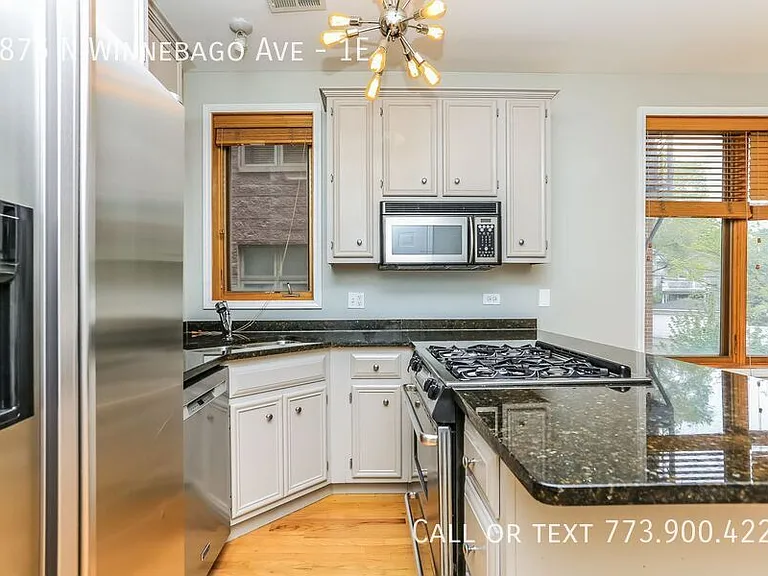 1875 N Winnebago Ave #1E — Photo 5