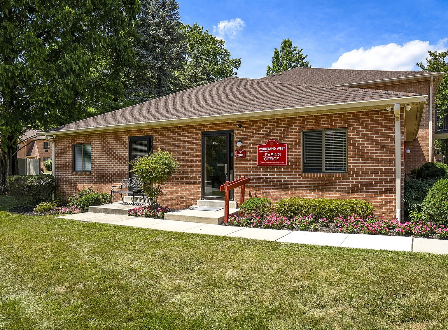 Whiteland West Apartments — Photo 3