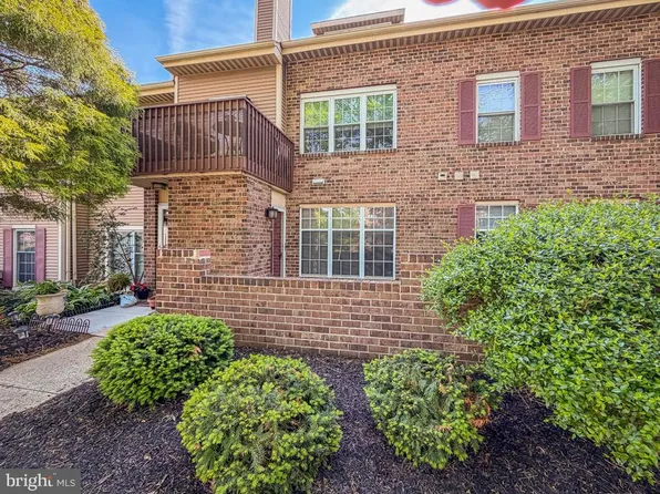 638 Palmer Ln, Morrisville, PA 19067