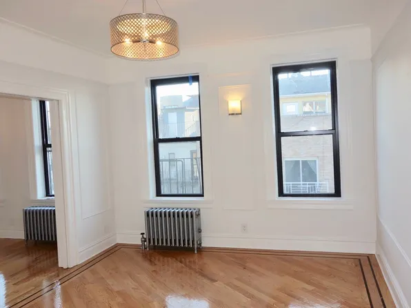 246 15th Street image 20 of 24