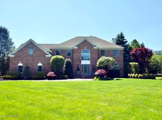 220 Verdant Ct, Freehold, NJ 07728