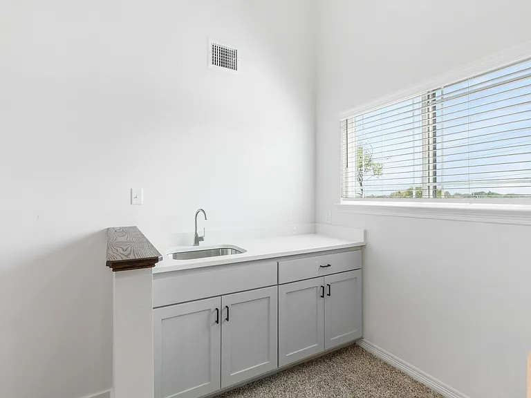 Turner Residence — Photo 11