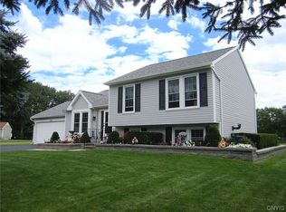9512 Glengarriff Dr, Brewerton, NY 13029