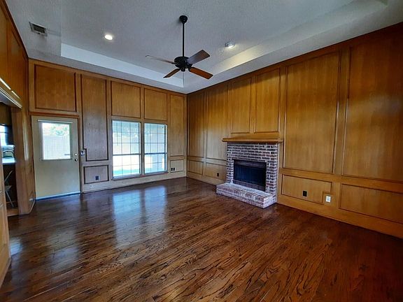 3rd image of 1433 Cumberland Trl