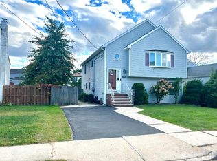 14 3rd St, Sayreville, NJ 08872