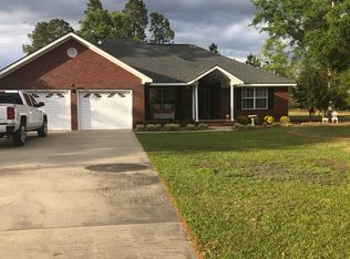 109 Clearwater Dr, Jesup, GA 31546