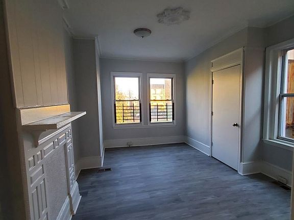 5th image of 2151 N Van Pelt St #2151