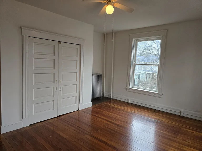 1626 Chase Ave #7 — Photo 5