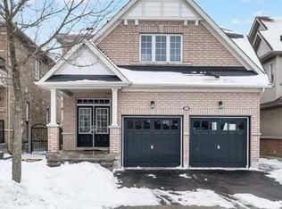 17 Adanac Dr, Whitby, ON L1N0J4