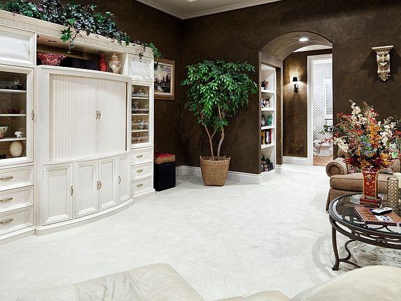 4th image of 7749 Escala Dr
