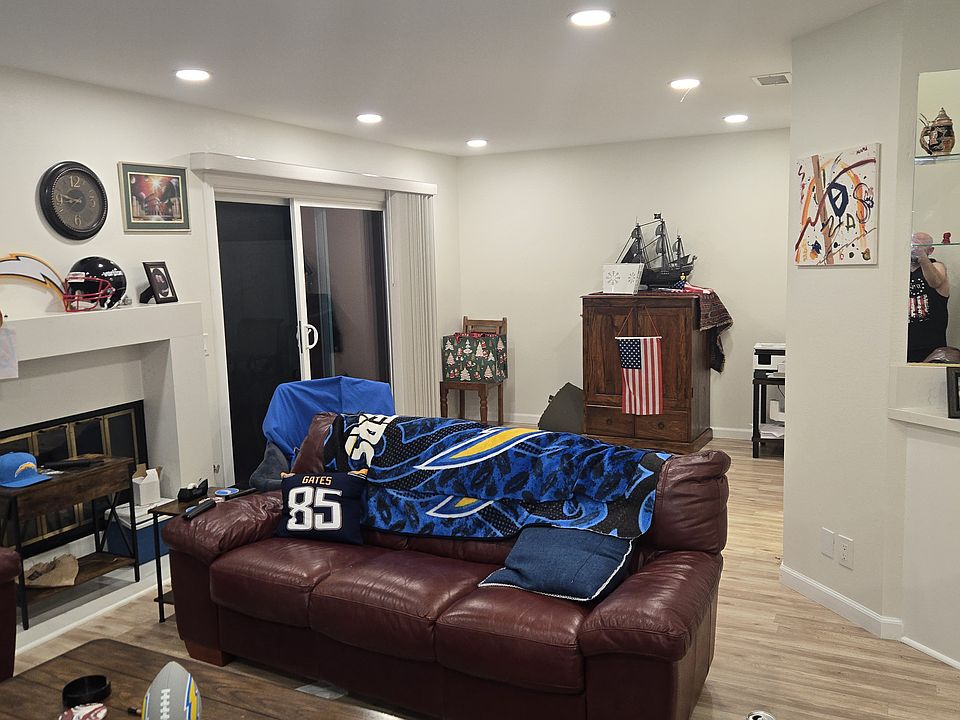 1st image of 22195 Summit Hill Dr