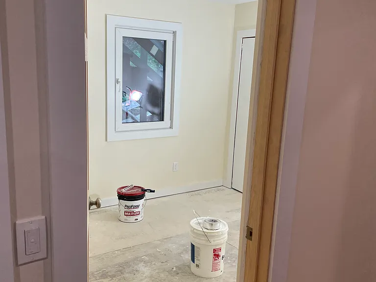 104 College Hl — Photo 14