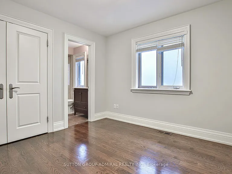 21 Dunblaine Ave — Photo 21