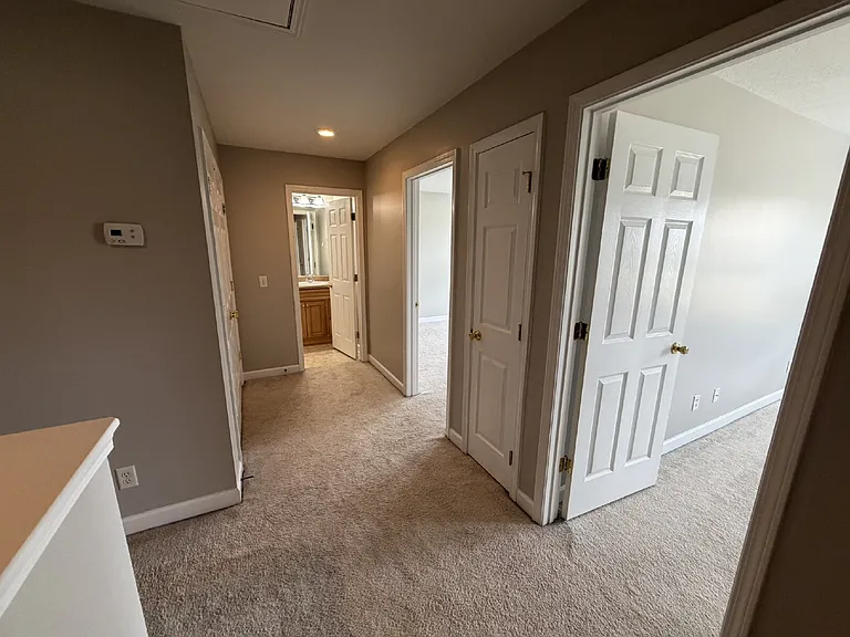 607 Atkinson Dr — Photo 8