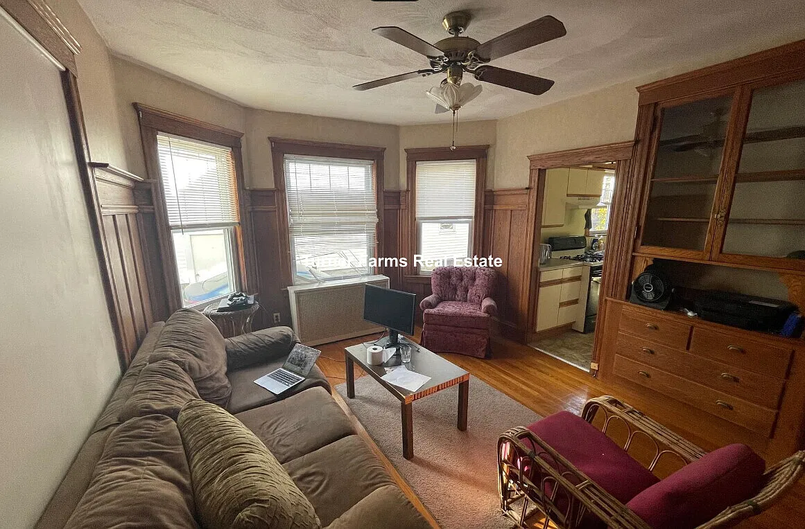 57 Quincy St — Photo 1