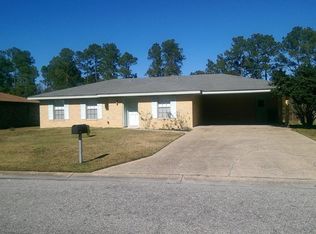 614 Temple Dr, Gulfport, MS 39503