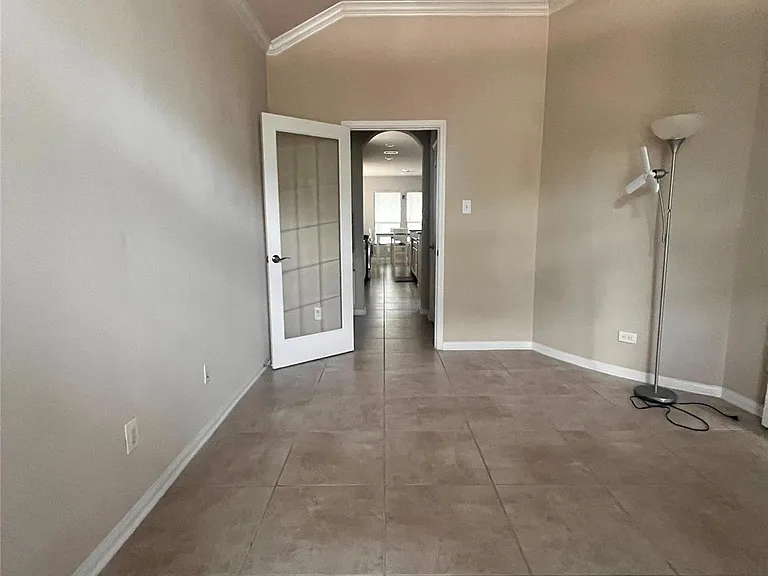 127 Round Lake Dr — Photo 13