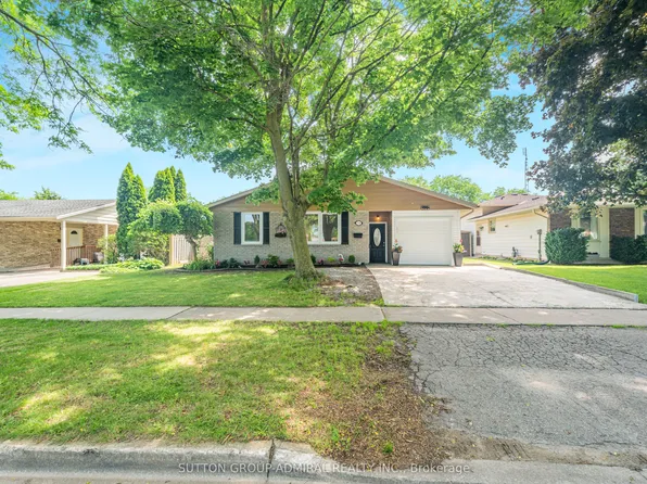 7056 Harriman St, Niagara Falls, ON L2J 3S2