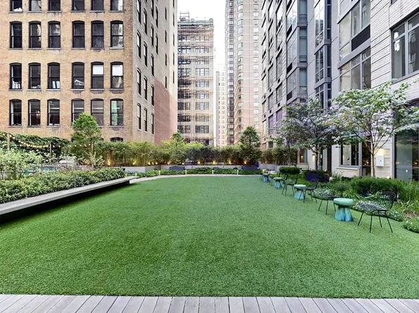 55 West 25th Street image 13 of 26