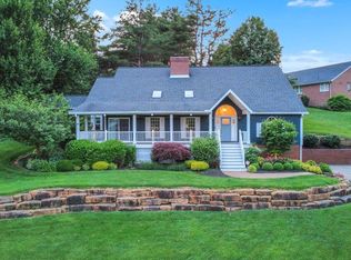 7266 Lakevale Dr, Newburgh, IN