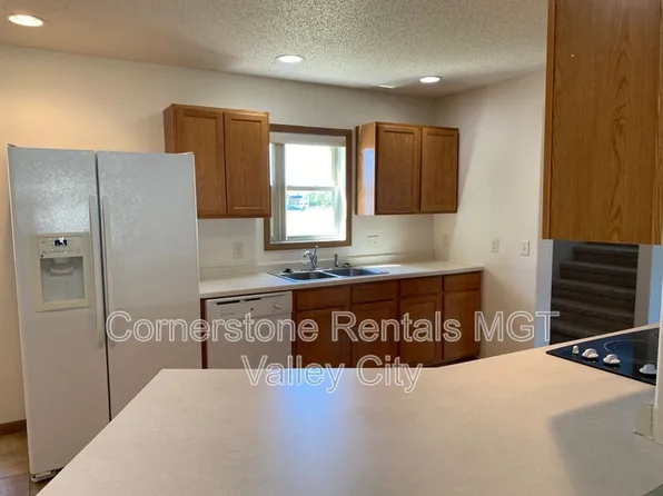 Liberty Heights 1, 508 10th Ave SE, Valley City, ND 58072