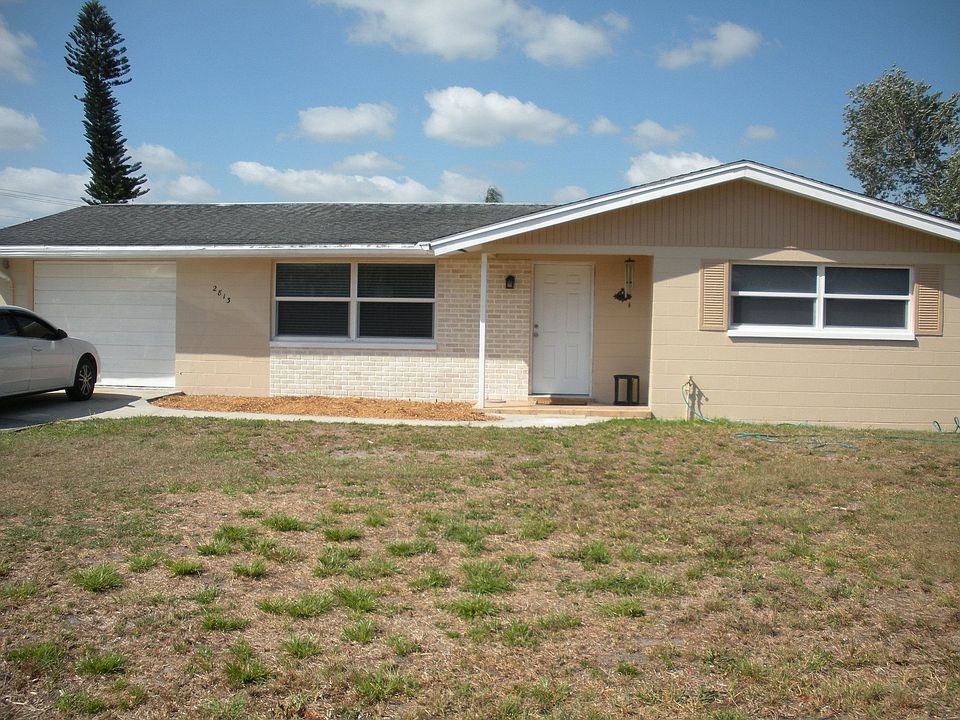 1st image of 2813 Parkview Dr