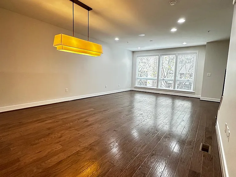 443 Nottoway Walk — Photo 7