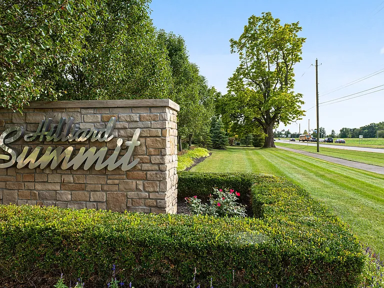 HilliardSummit_2021_Monument_01