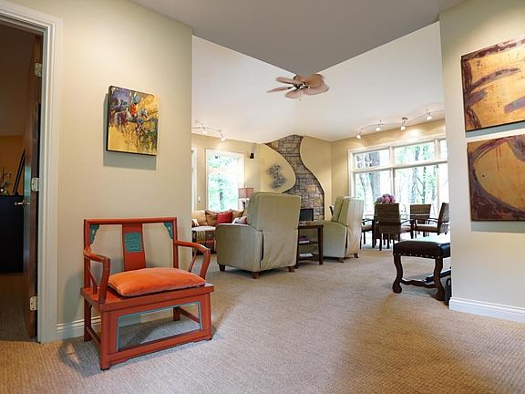 FOYER AND OPEN CONCEPT