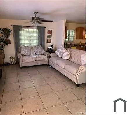 4 bed, 1641 sqft, $3,500 — Photo 2