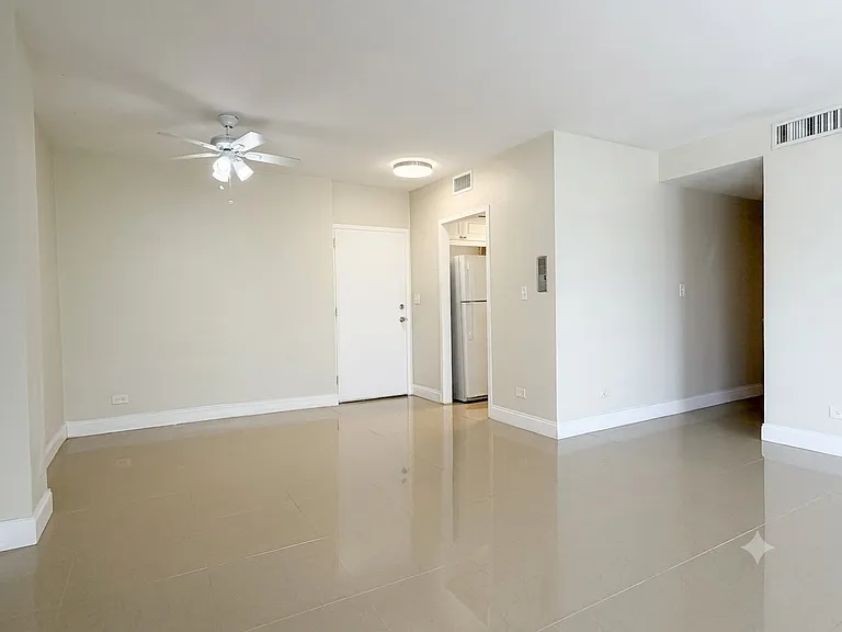 2800 N Flagler Dr #211-1 — Photo 7