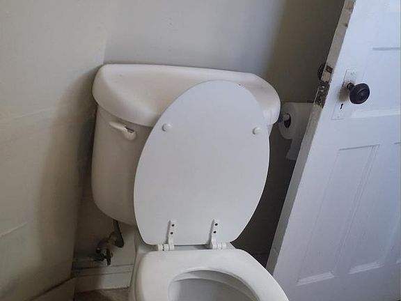 5th image of 769 Beechwood Ave Fl 1ST