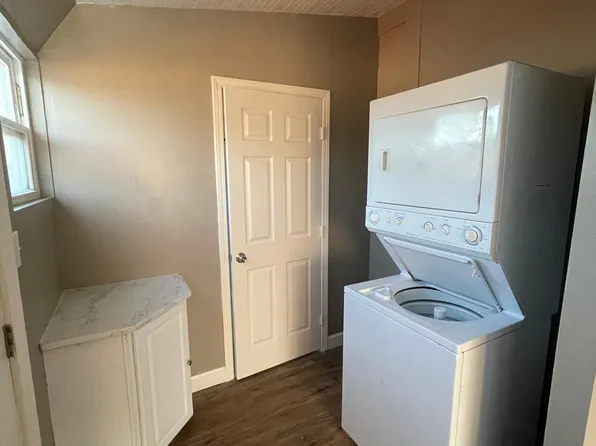 230 W Myrtle St Unit A, Hanford, CA 93230