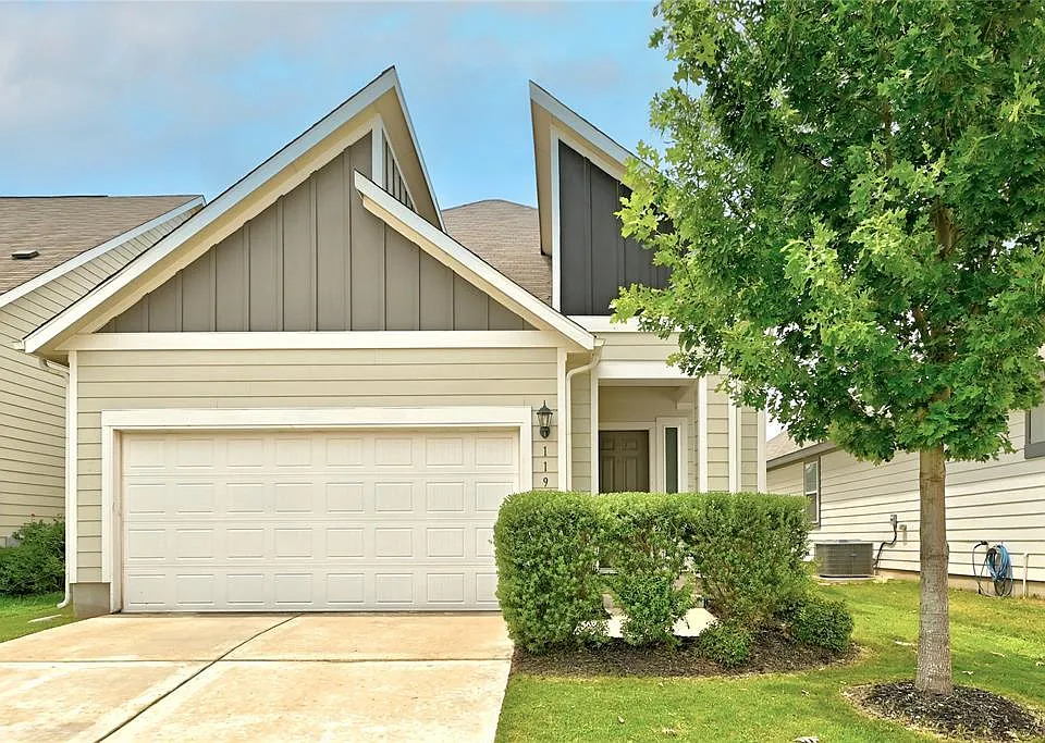 11921 Cimaizon Dr