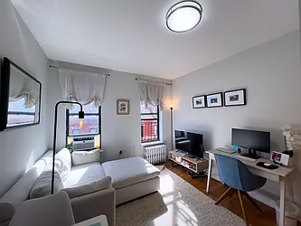 Rented by Denise Rosenblum, LREB