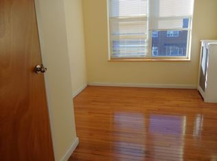 6769 78th St APT 3F, Middle Village, NY 11379