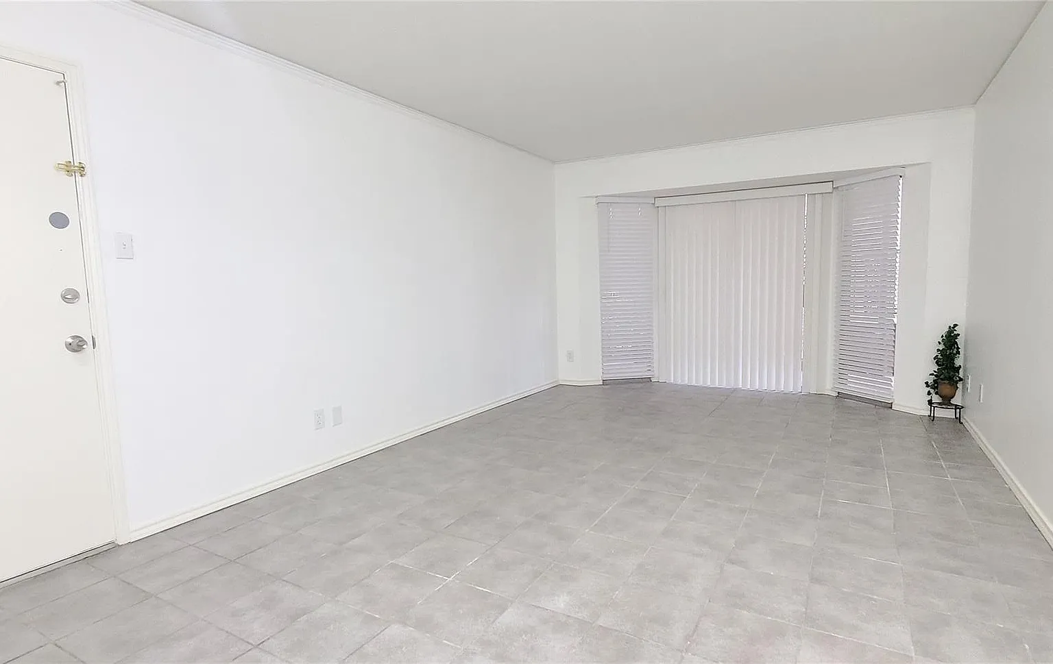 800 Post Oak Blvd — Photo 3