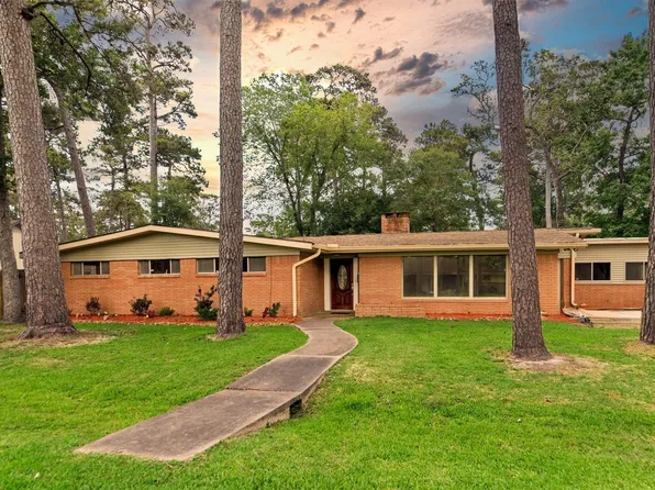 925 Royal Oak Drive, Dickinson, TX 77539